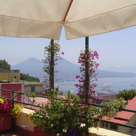 Una Terrazza Sul Golfo Неаполь Екстер'єр фото